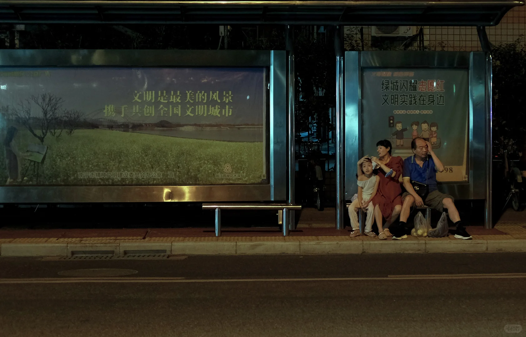 街头摄影｜琅西夜色