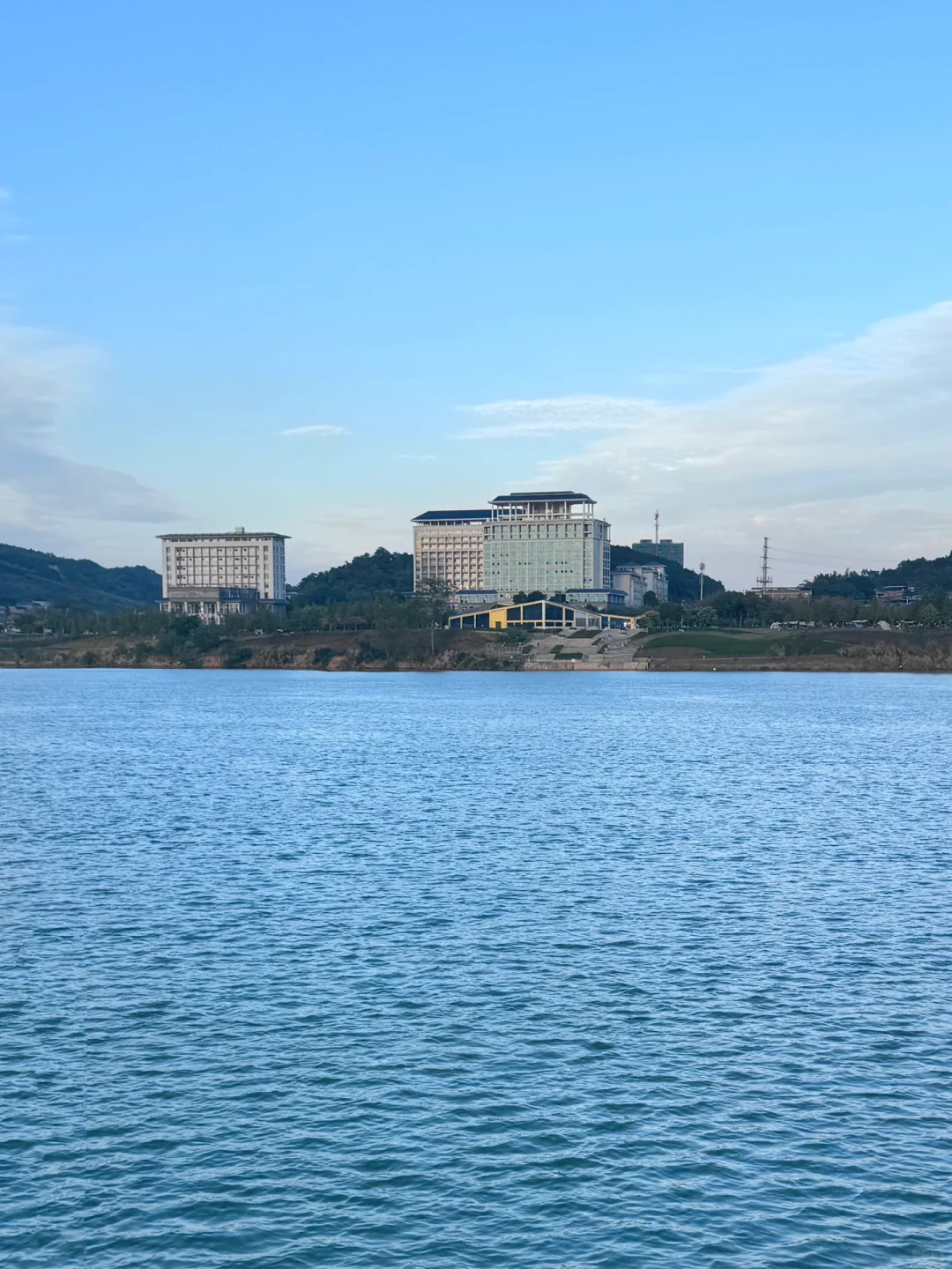 灵龟山｜在南宁拍到了黄色的秋天🍂