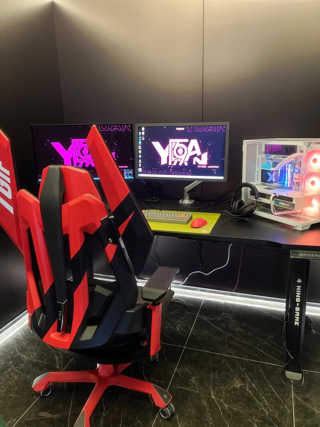 开黑叫我～我中单贼强😈