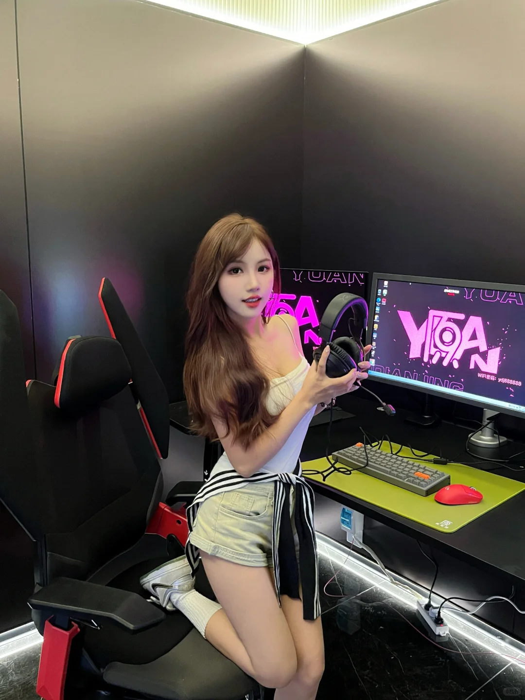 开黑叫我～我中单贼强😈