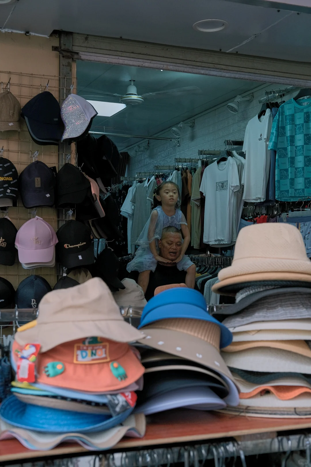 街头摄影｜琅西夜色