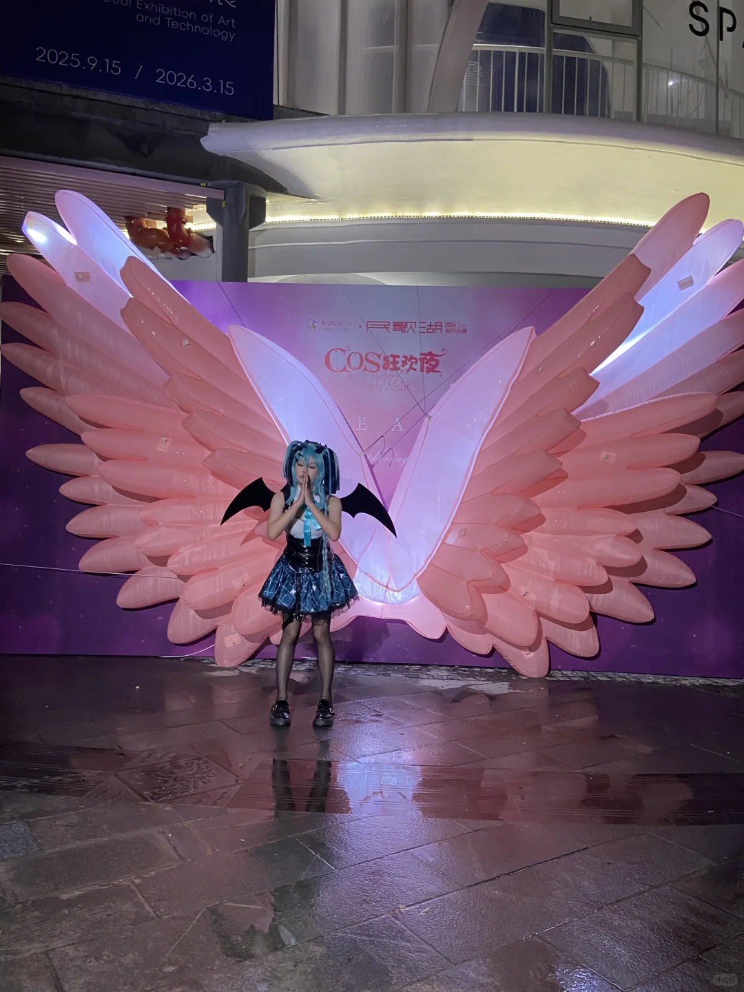 南宁民歌湖COS狂欢夜太绝了🎃