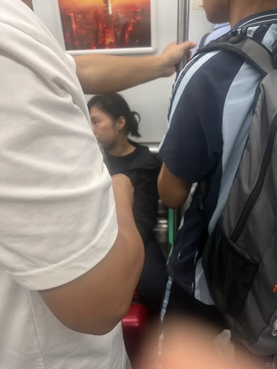 南宁地铁 行为 猥亵