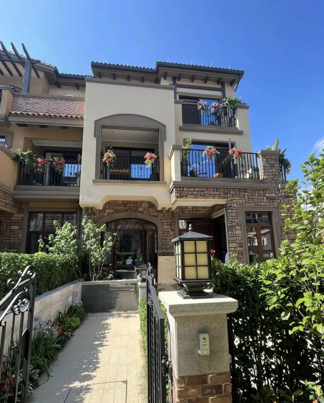 准备出国了，打算卖掉南宁的爱屋