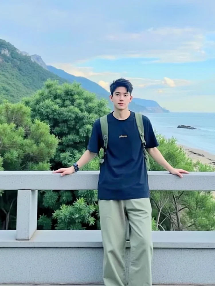 青秀区 还是要坚持发 肯定能蹲到小土豆