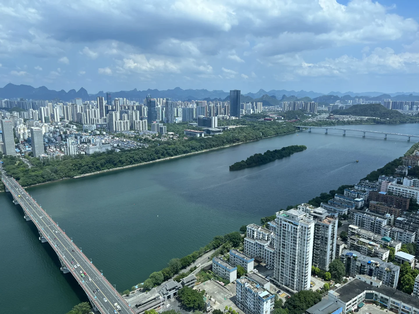 柳州：视南宁为“死对头”，中西部曾经的顶流