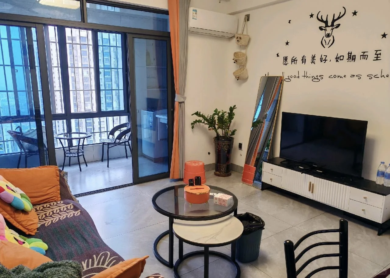 柳南区，南站路柳州站附近，精装电梯靓靓两房