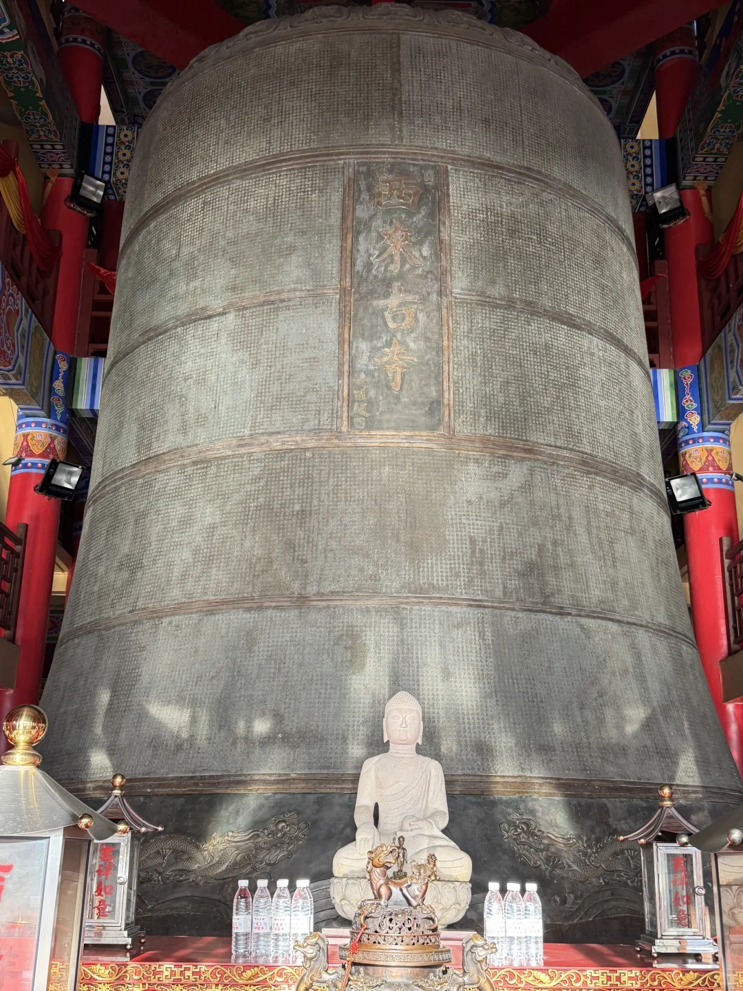 🇨🇳柳州最正的中国红在西来古寺旁的来来居