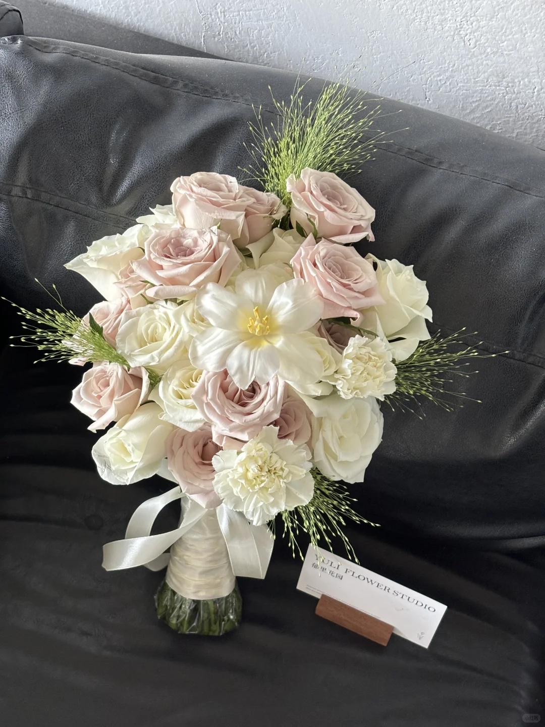 手捧花|柳州花店