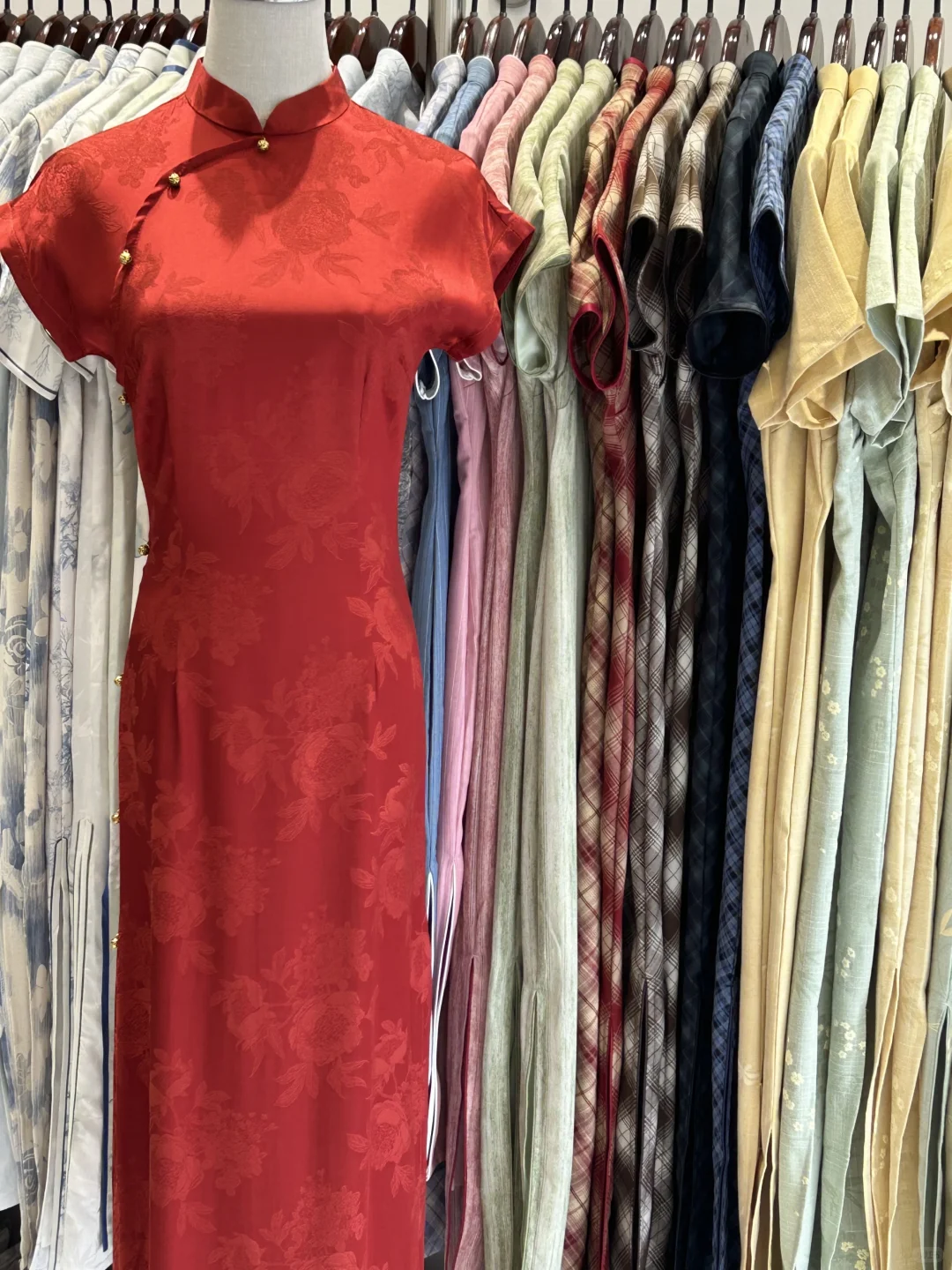 广西柳州五星街百元旗袍』买啦5⃣件❗满意