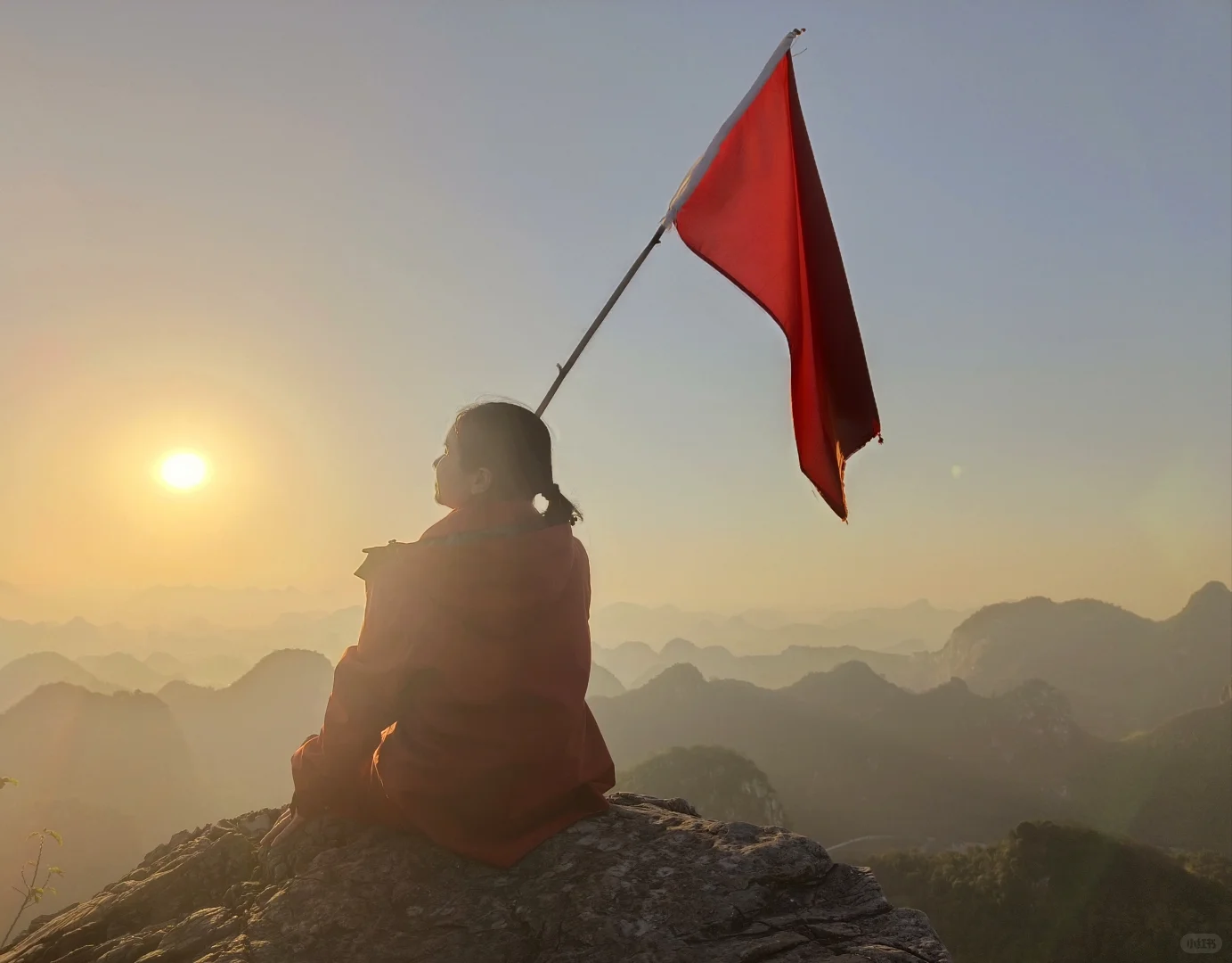 柳州龙潭公园帽子山看日出🌅