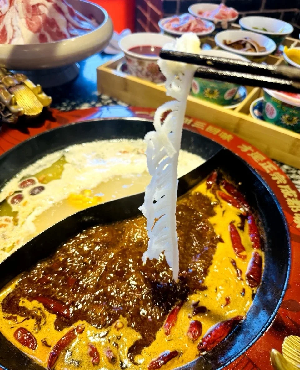 🔥 在柳州三江，也能找到地道成都味！