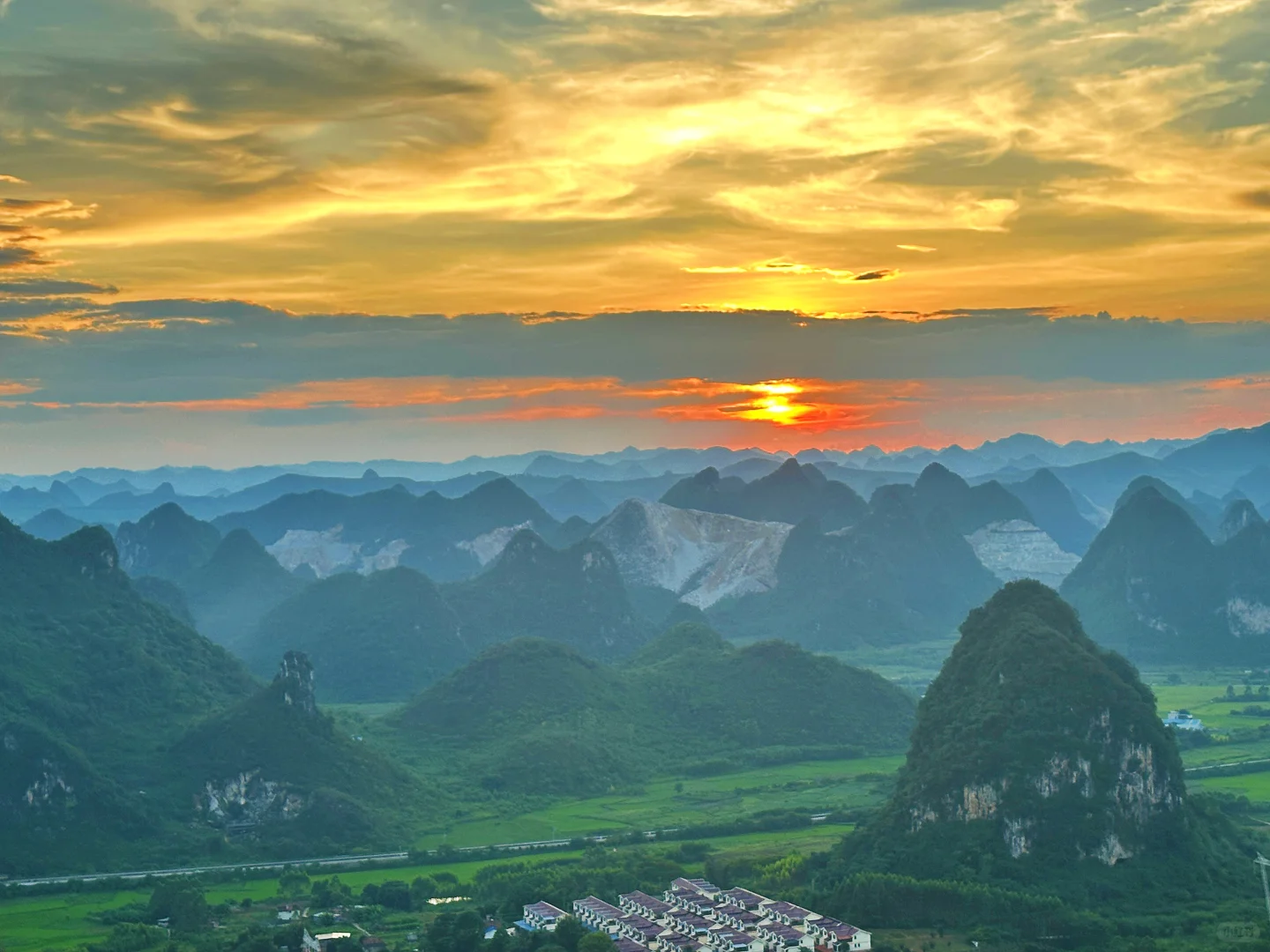 在柳州｜打卡绝美千里江山图日落🌄（附攻略）