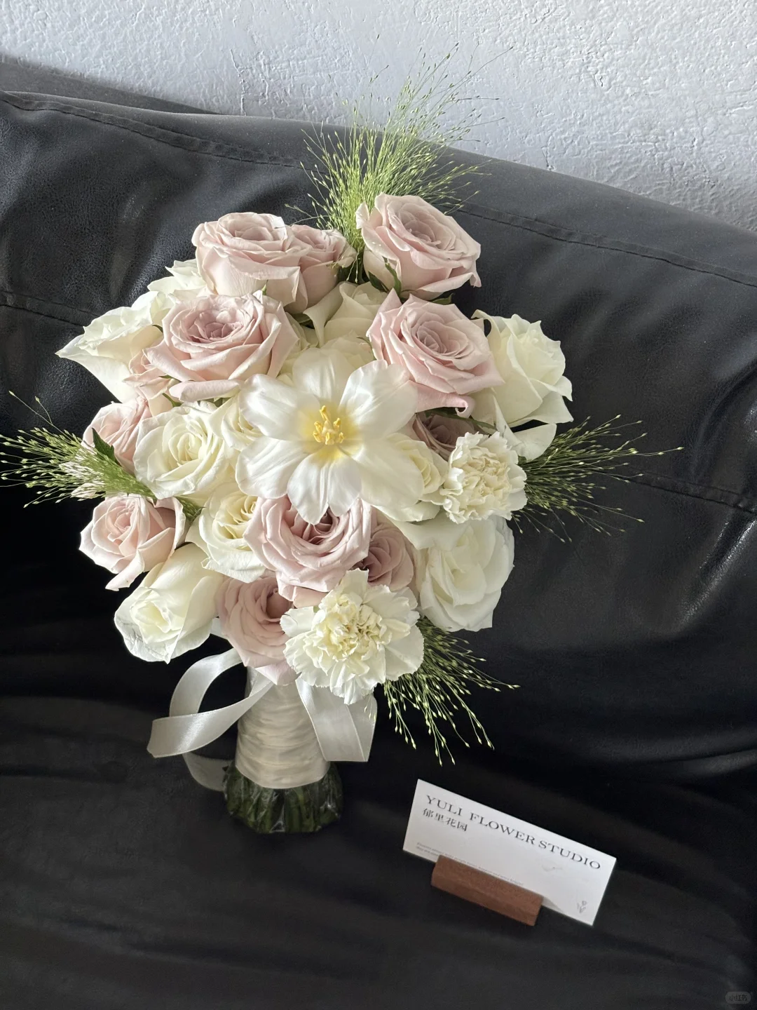 手捧花|柳州花店