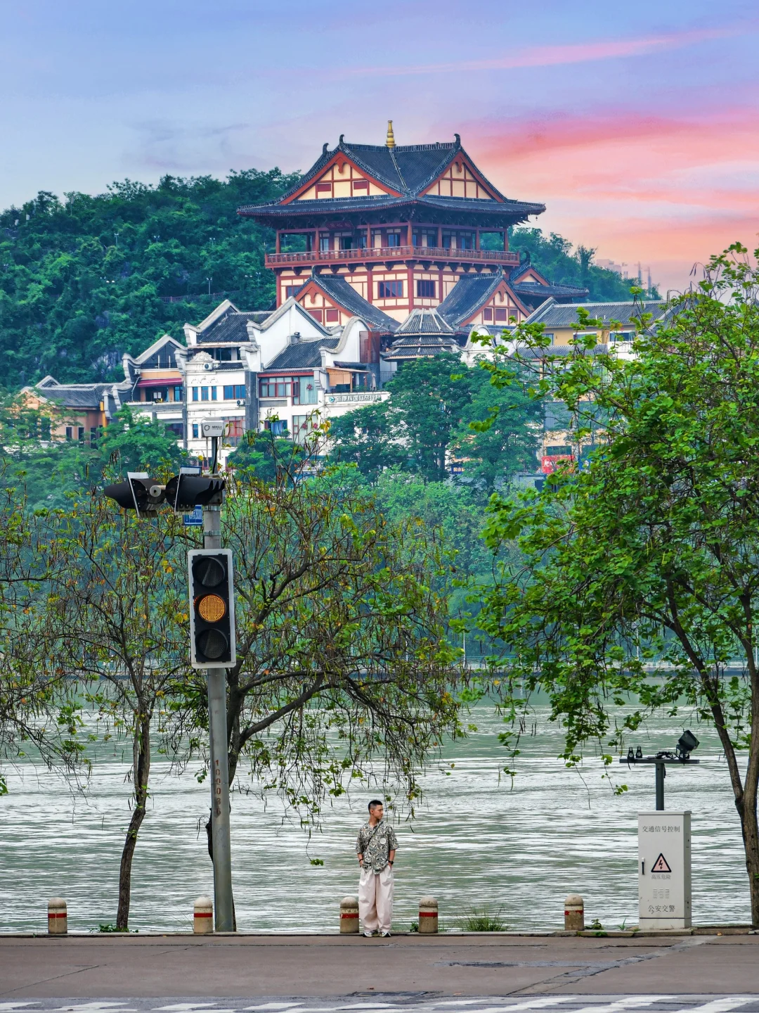 不是江南胜似江南！到底是谁在喜欢柳州啊😭