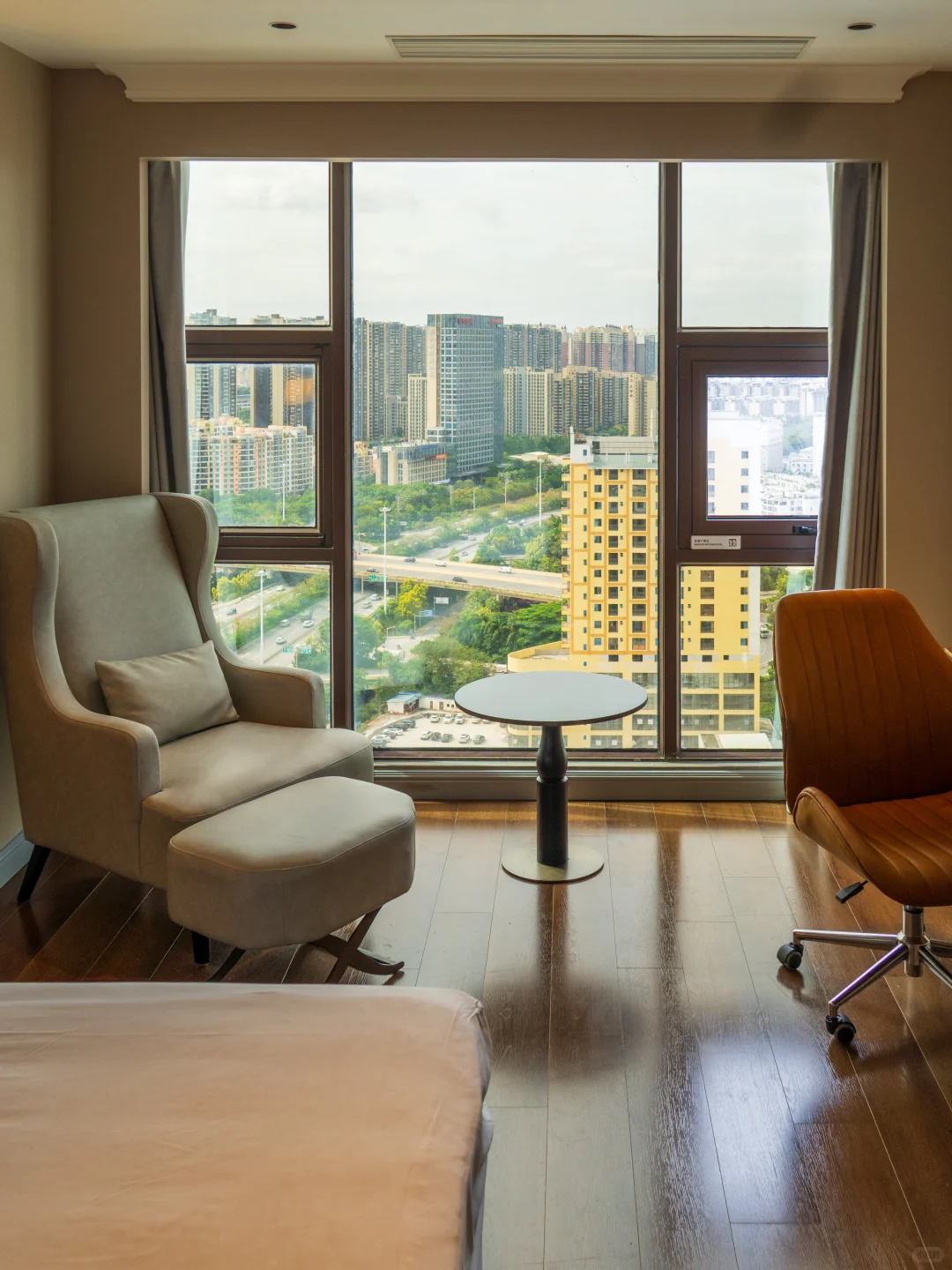 为了拍这9张图，我特意飞了趟南宁｜附机位