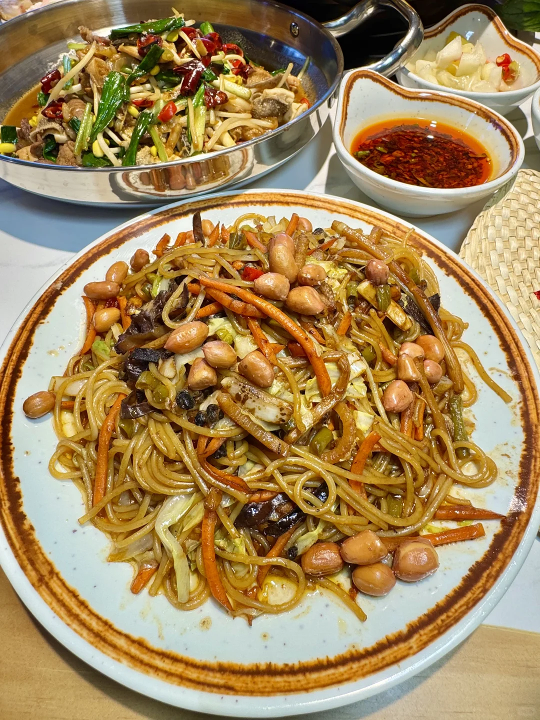 一口穿越柳州！广西必吃榜北京首店确实好吃