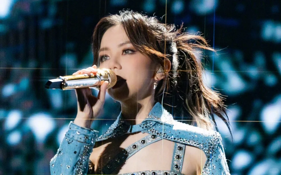 两年思念，一曲共鸣