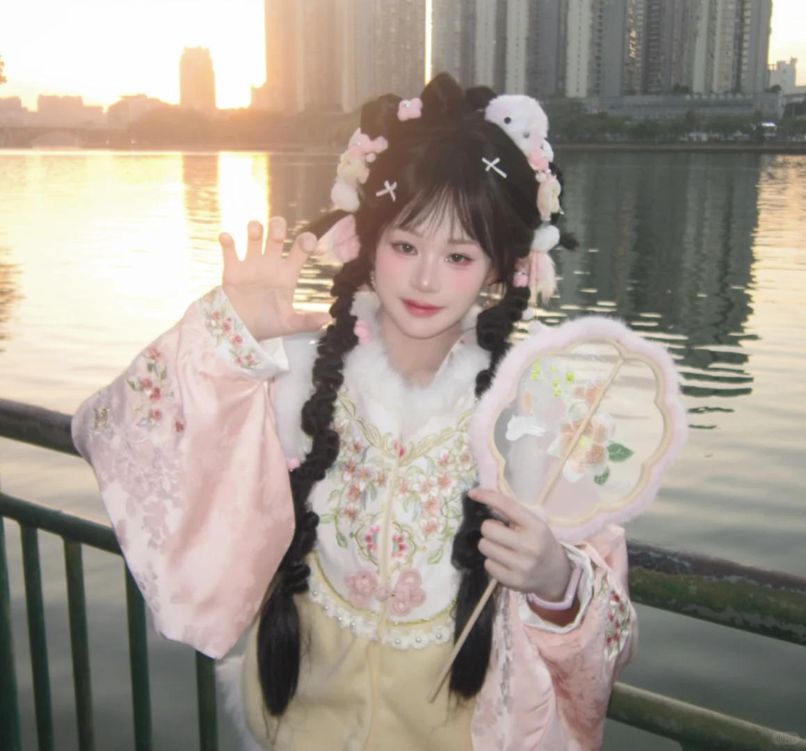 柳州粉粉嫩嫩的小羊🐑妆造真的太可爱啦