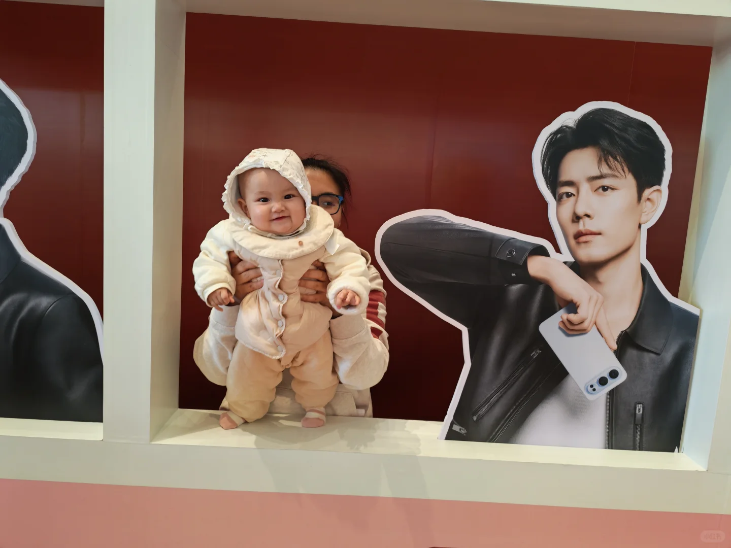 柳州万象城肖战荣耀500痛楼打卡