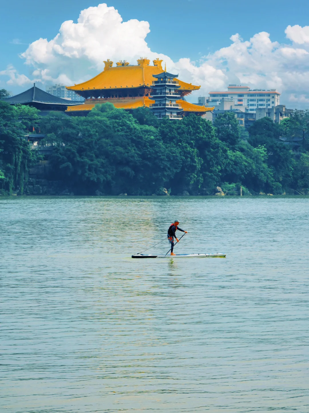 为了这❶❽张照片，我特意飞了一趟柳州