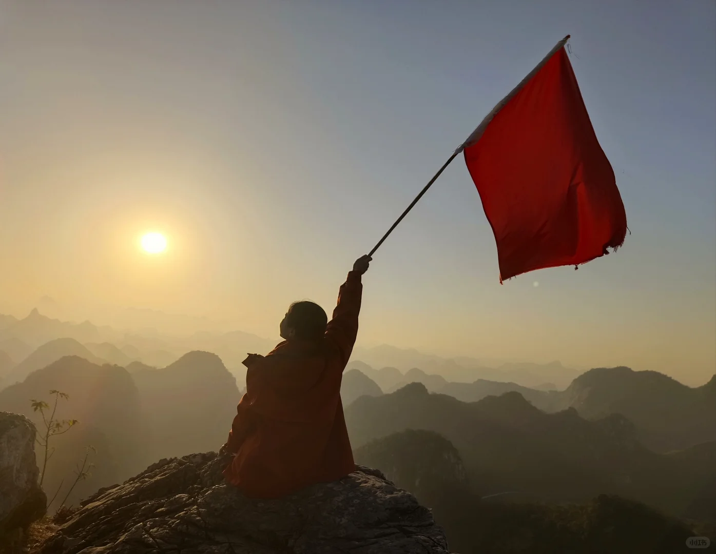 柳州龙潭公园帽子山看日出🌅