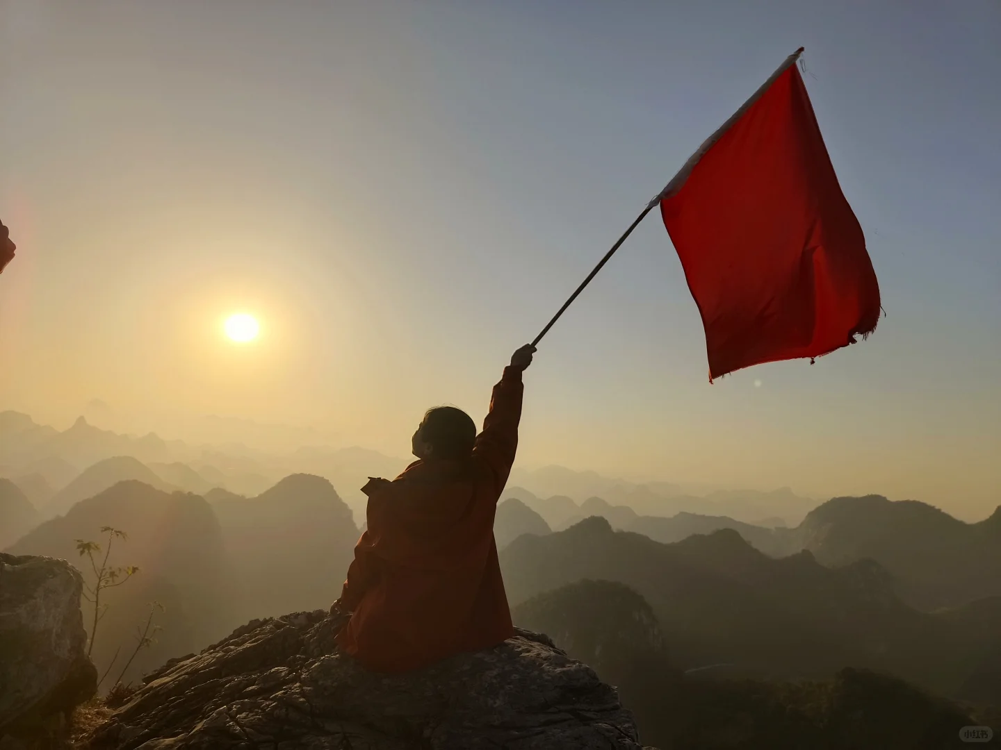 柳州龙潭公园帽子山看日出🌅