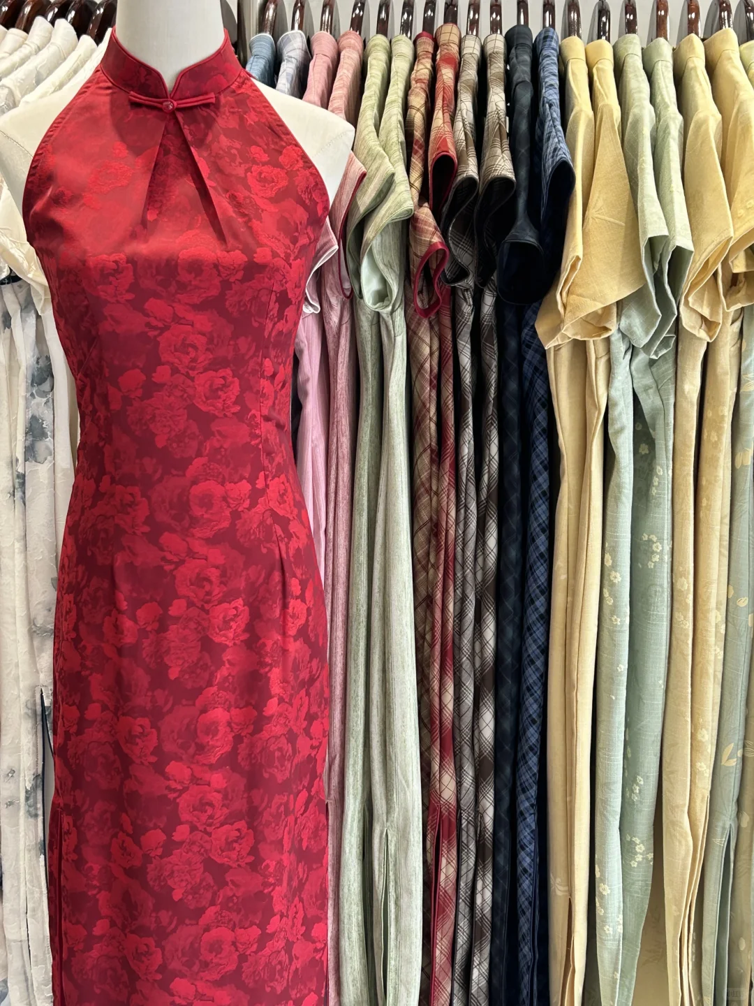 柳州五星街百元旗袍店』买啦3️⃣件❗开心