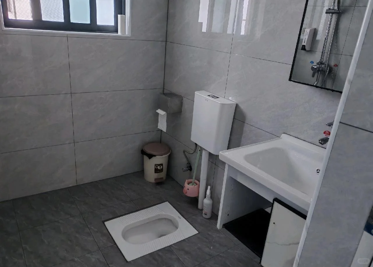 柳南区，南站路柳州站附近，精装电梯靓靓两房