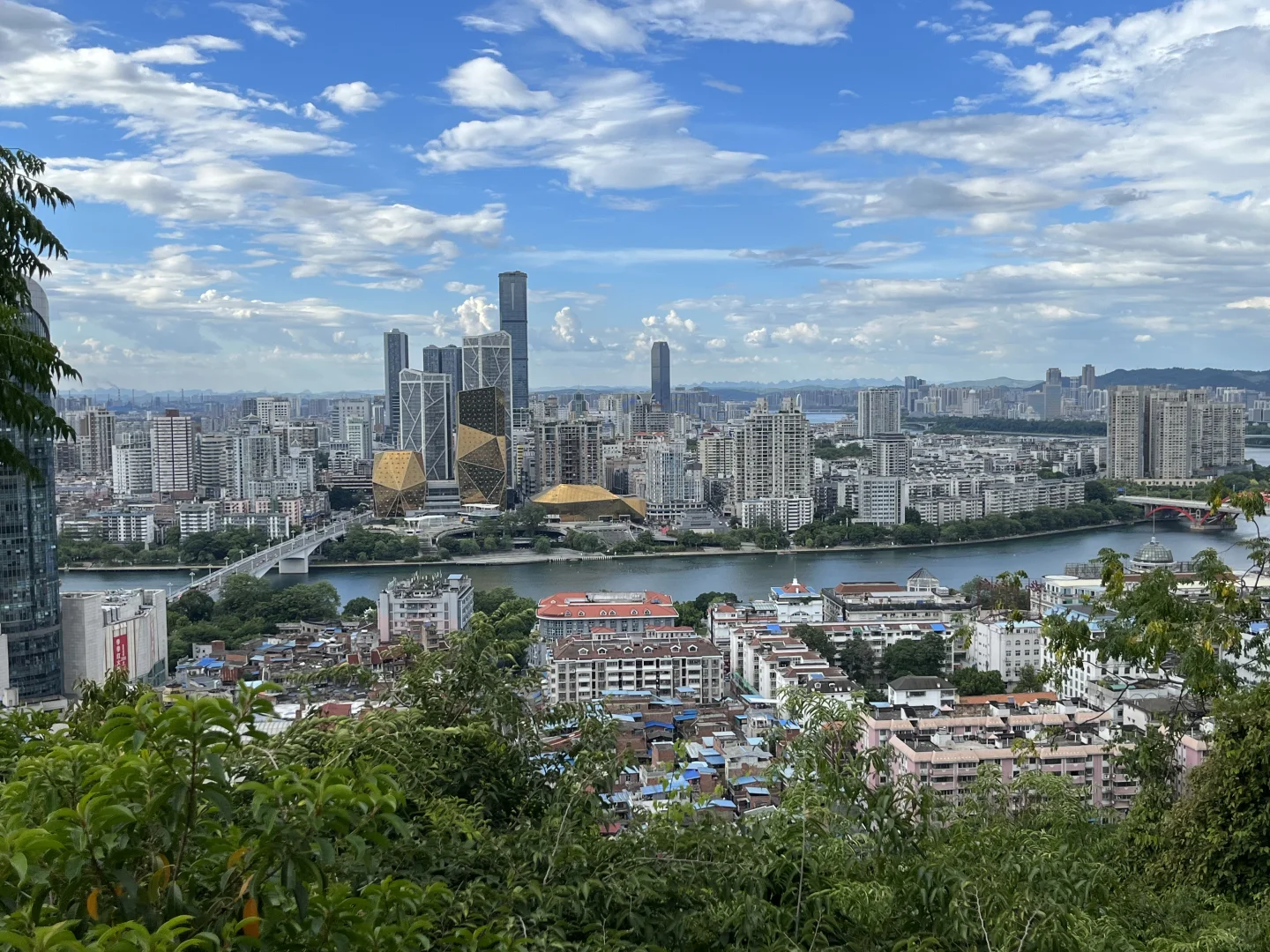 柳州：视南宁为“死对头”，中西部曾经的顶流