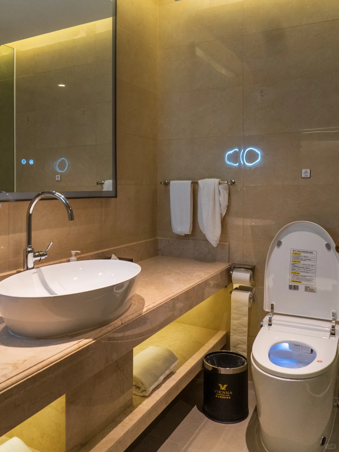 为了拍这9张图，我特意飞了趟南宁｜附机位