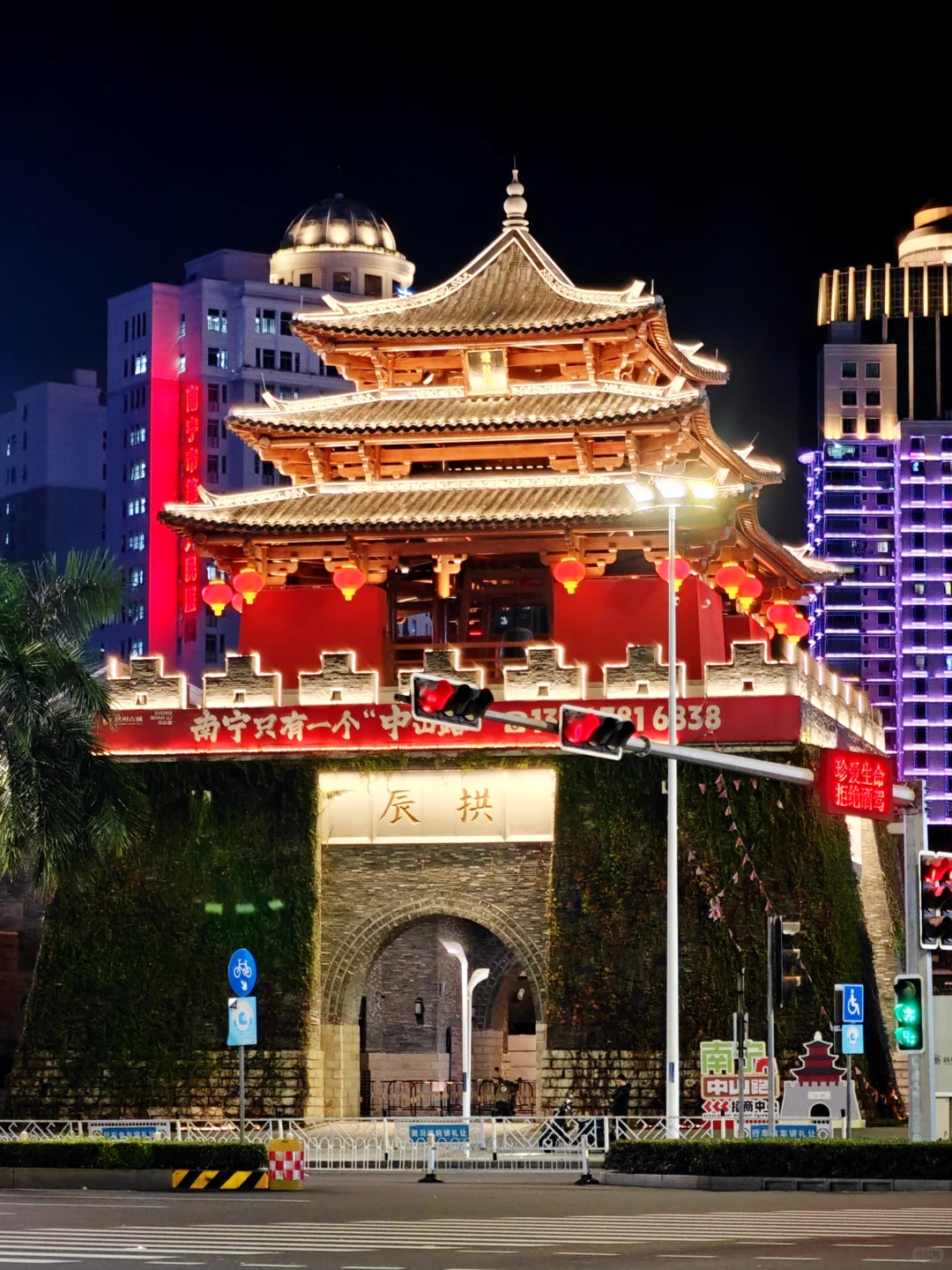 为了拍这9张图，我特意飞了趟南宁｜附机位