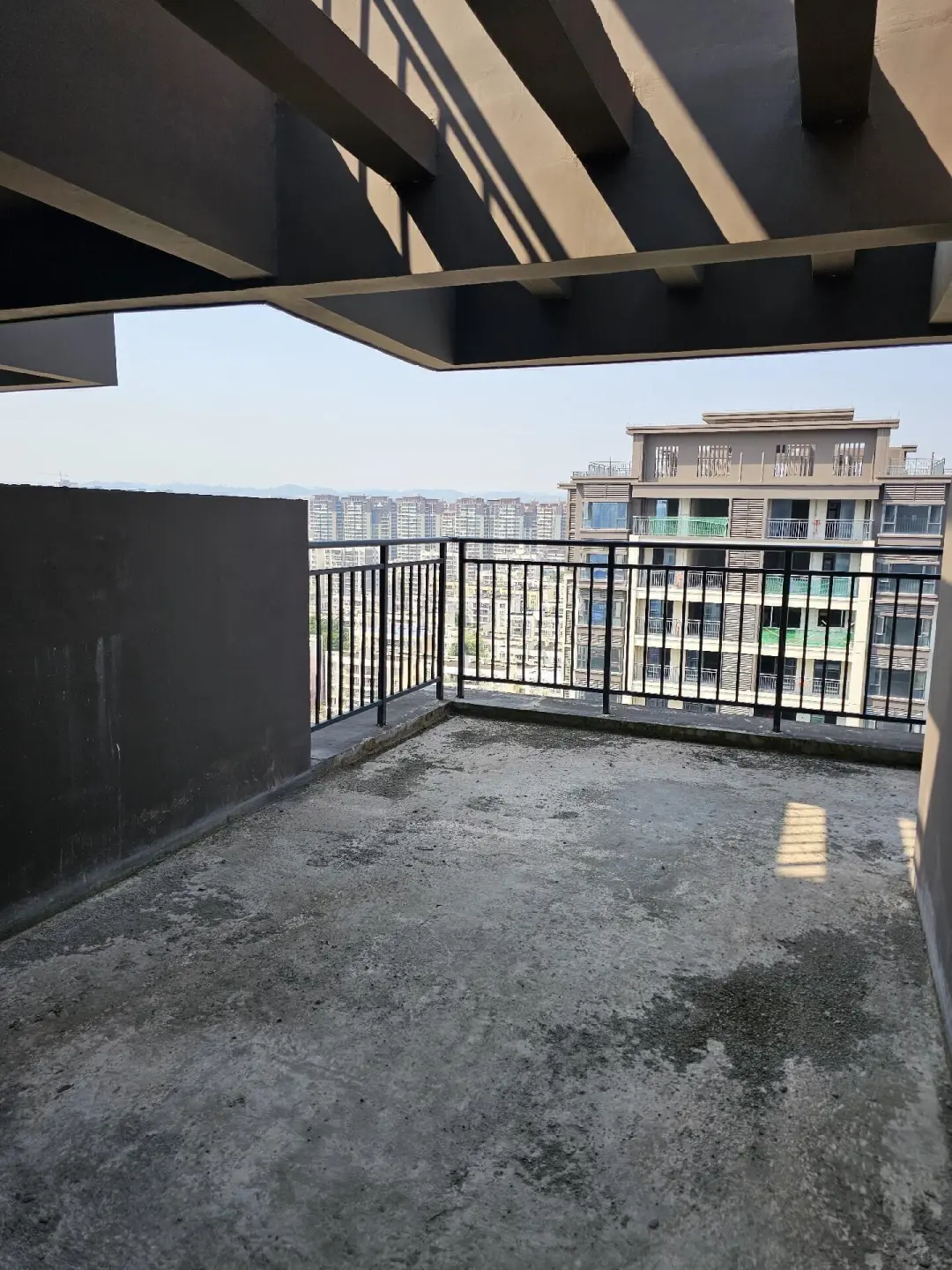 南宁地铁口，顶复楼中楼，58万出