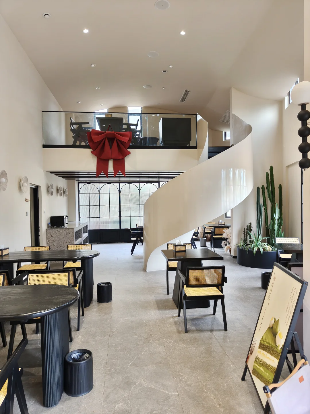 在防城港住进了理想的酒店，根本不想回家