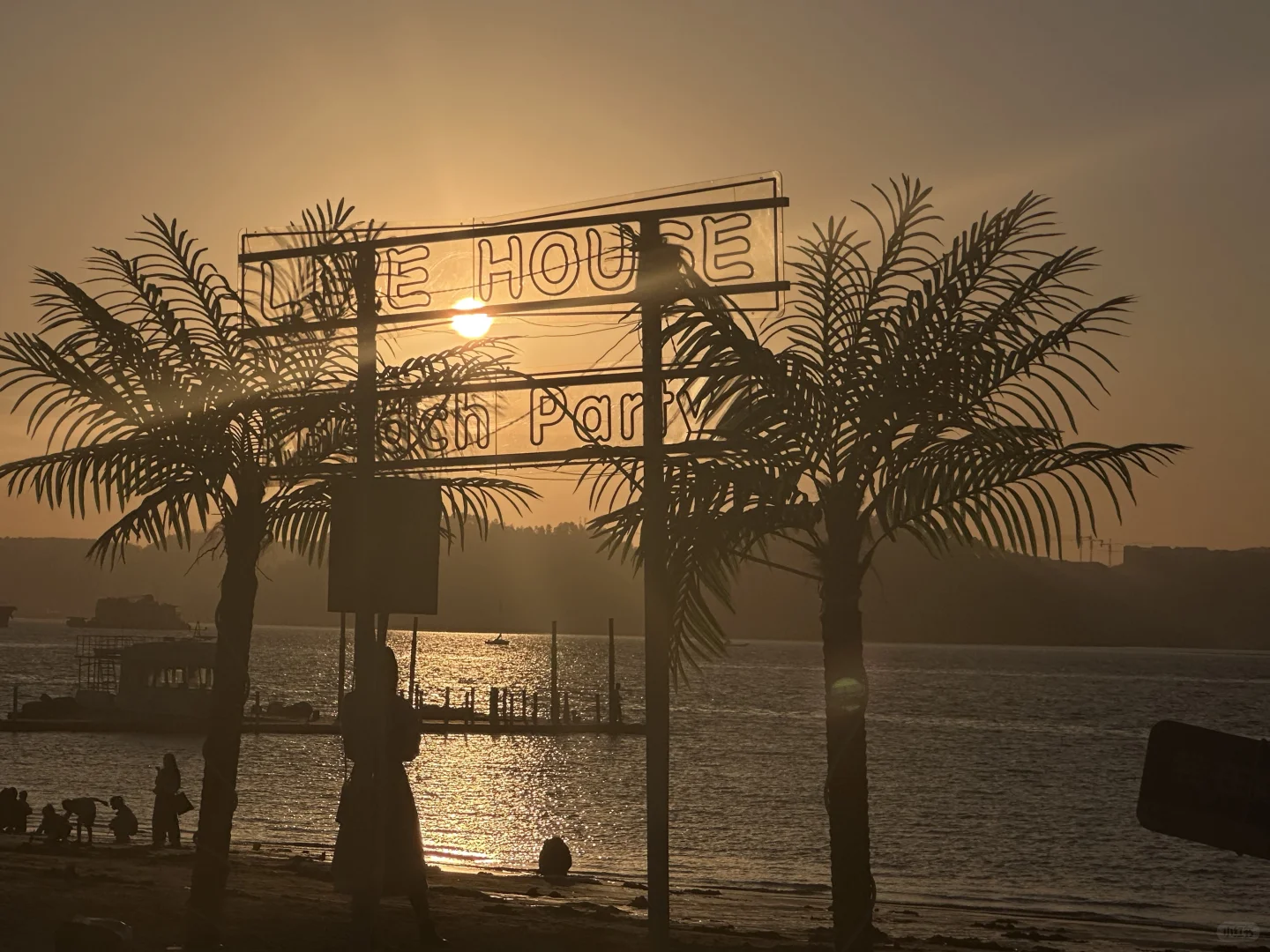 总要来一次防城港吧