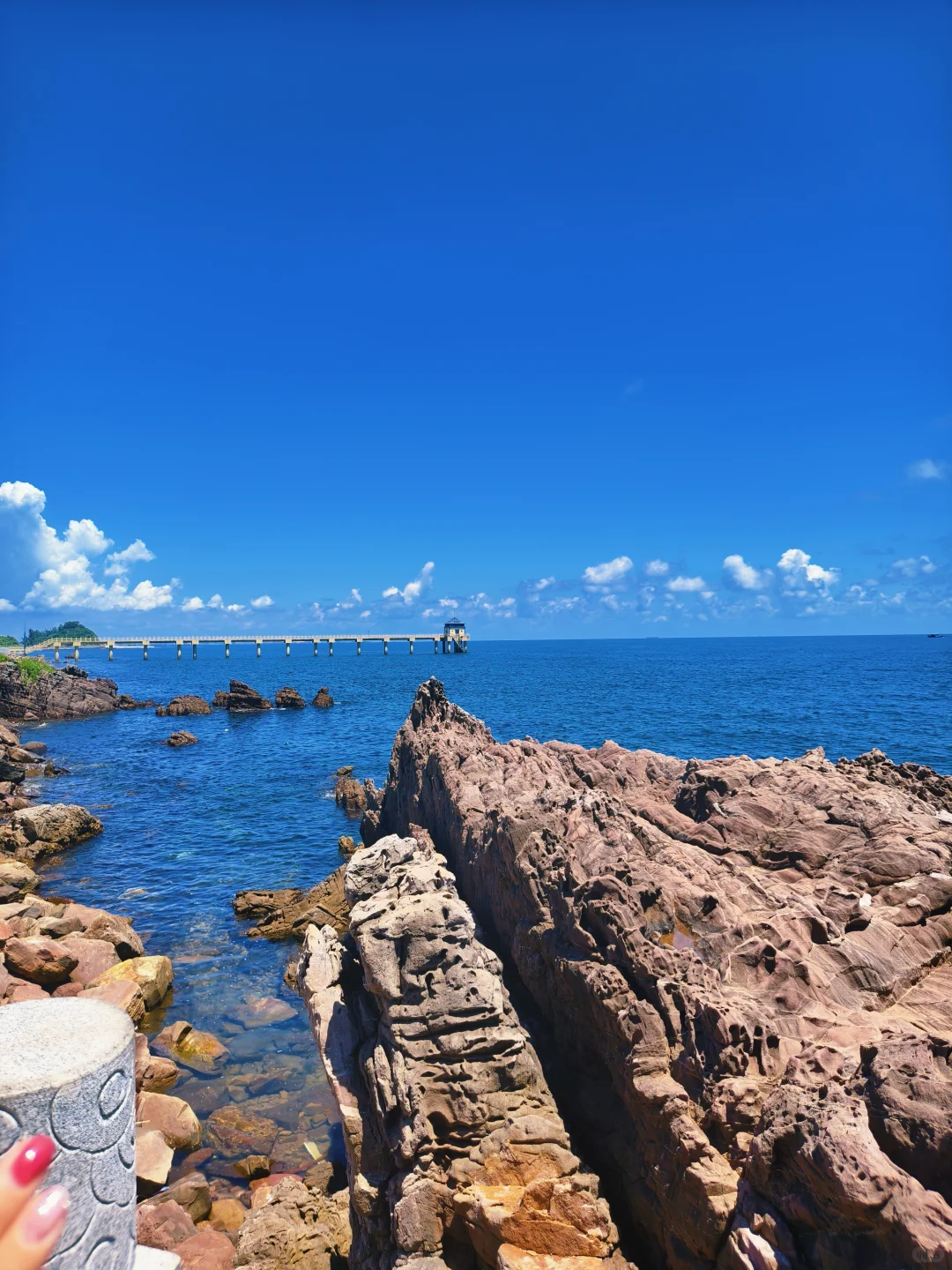 防城港怪石滩，你敢信这大片湛蓝是真的啊