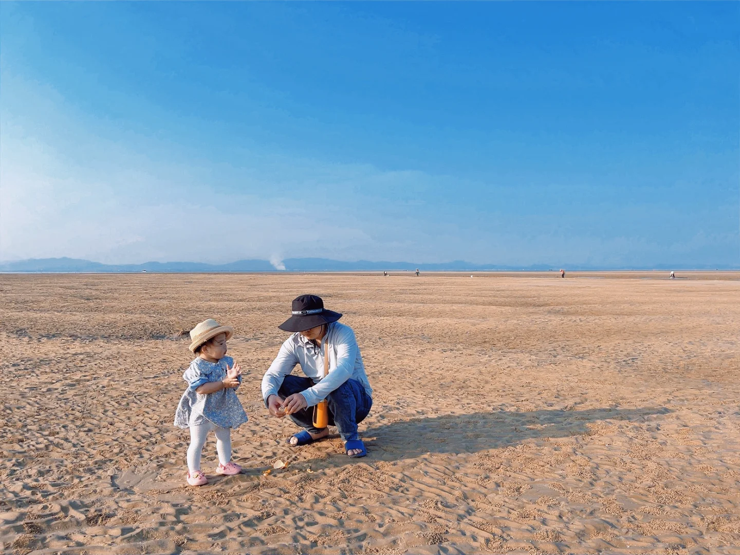 防城港捡贝壳🐚捡到腰直不起来🤪