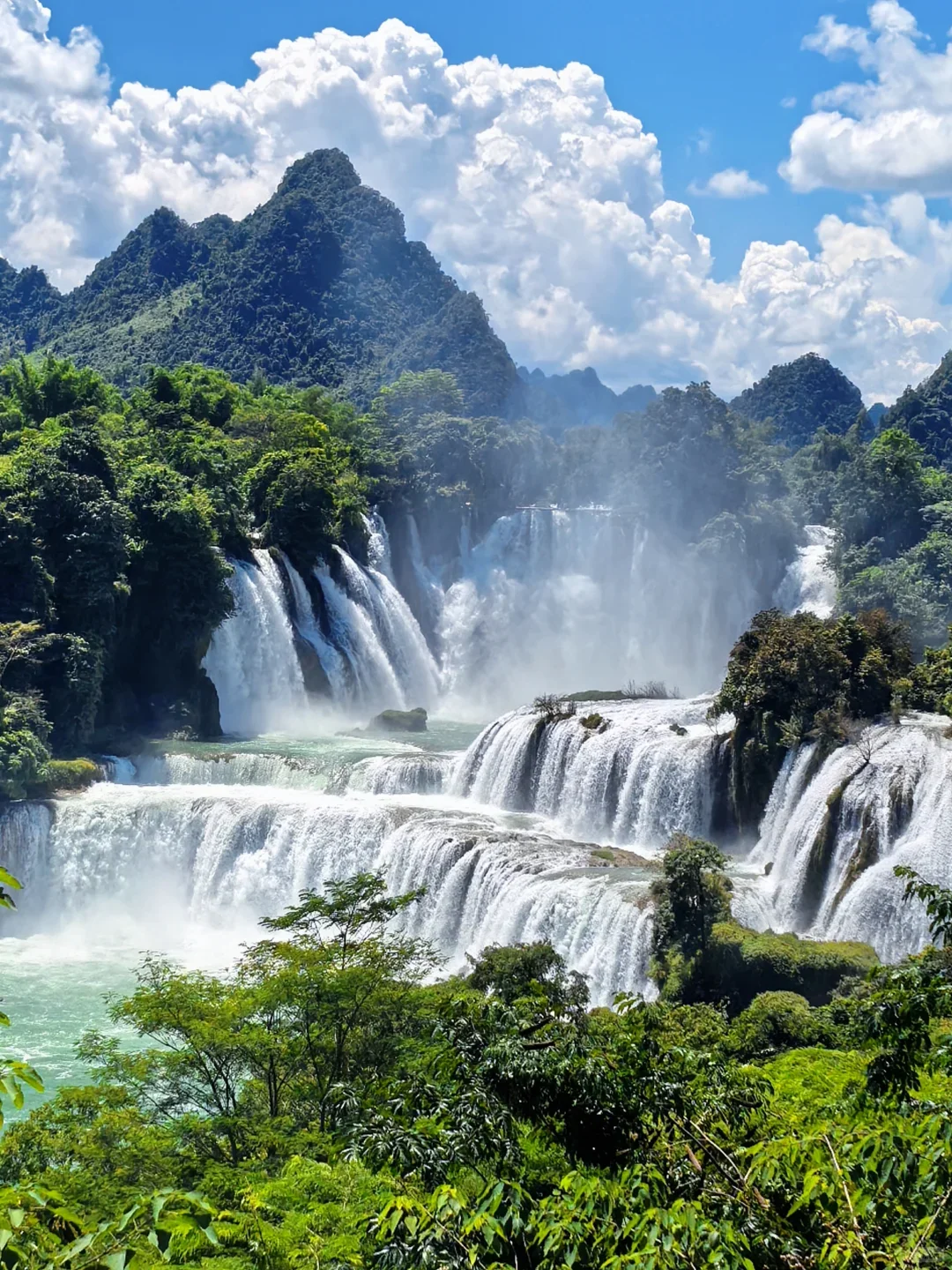 带娃赶海追粉海豚🐬娃玩的不想回家😂