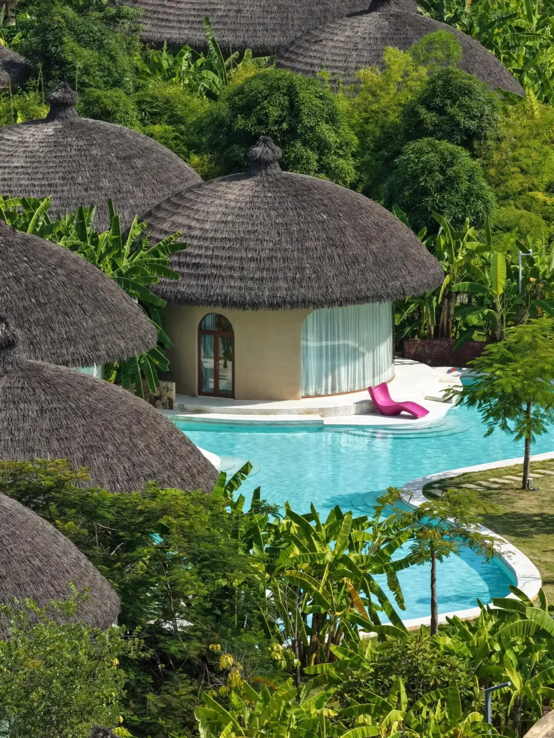 带娃赶海追粉海豚🐬娃玩的不想回家😂