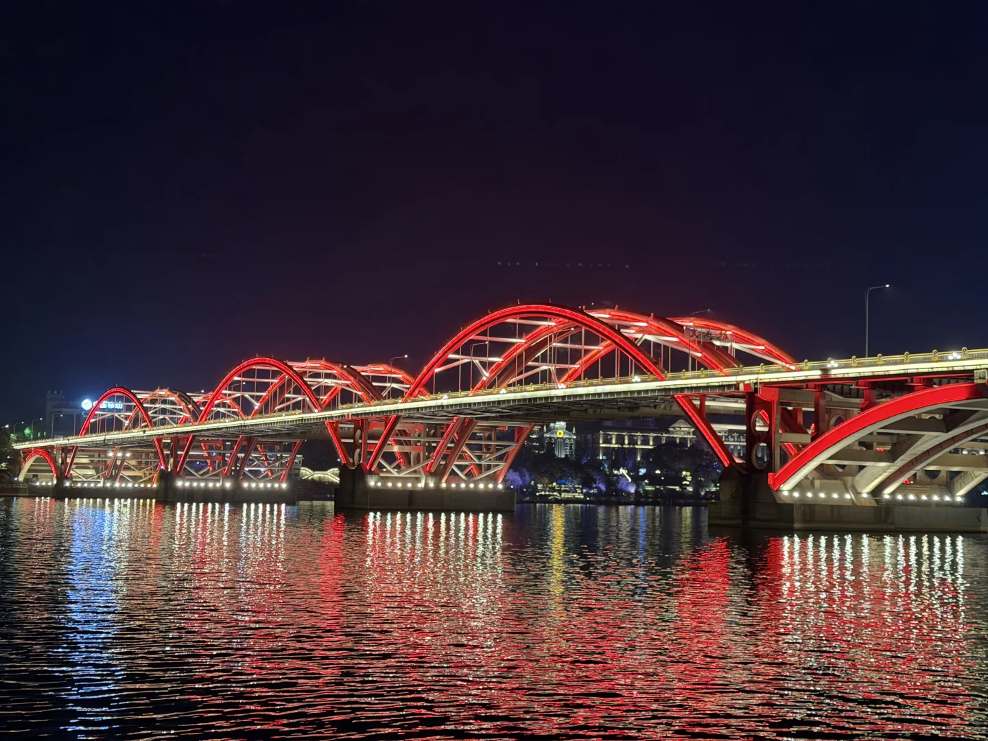 柳州是一个极度适合逛吃的城市