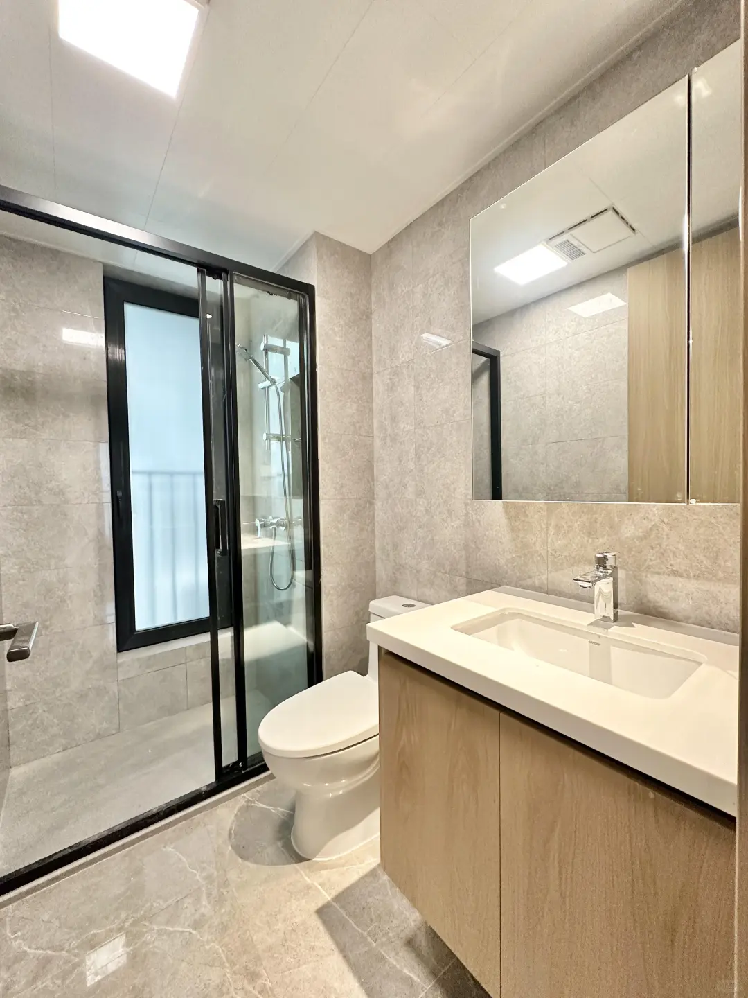 南宁精装两房两厅，48 万出售