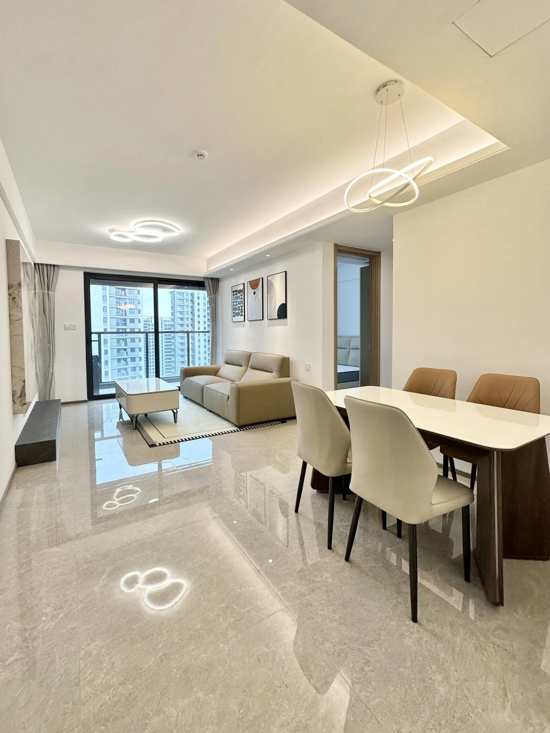 南宁精装两房两厅，48 万出售