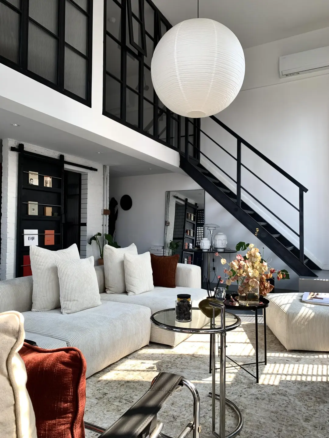 南宁市，原价38万买的loft公寓。现售27万!