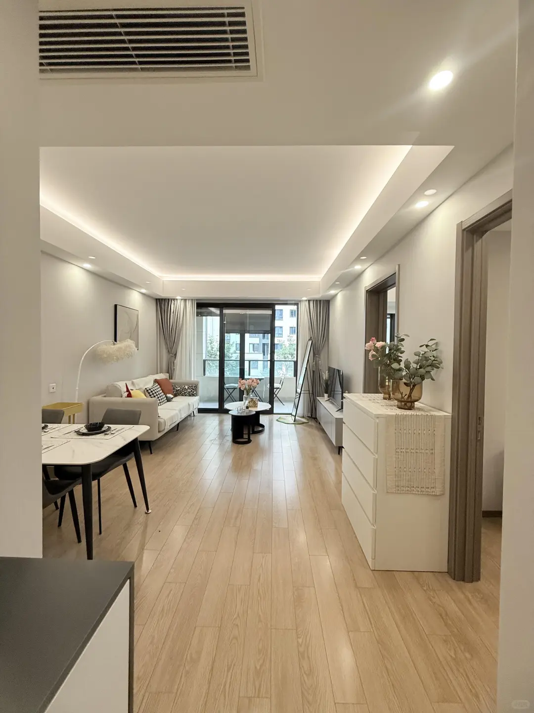 南宁捡漏，五象70平三房，总价43万