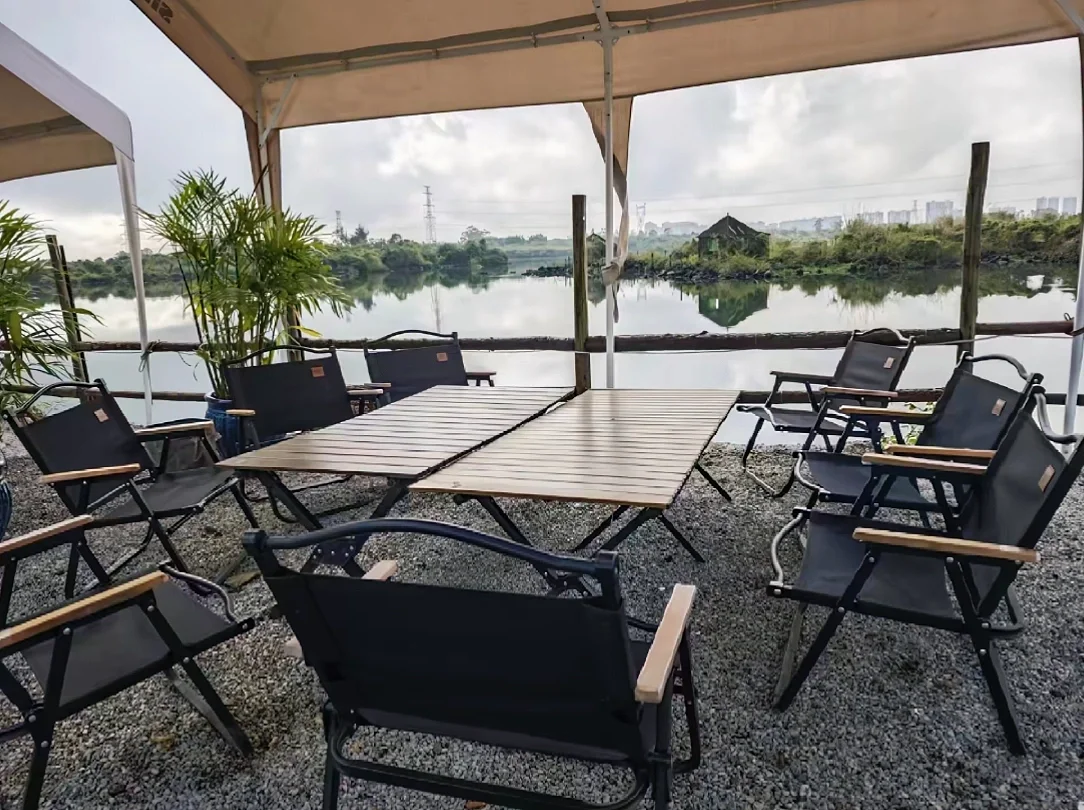 南宁青秀急缺店员300一天（兼职 短期都可）