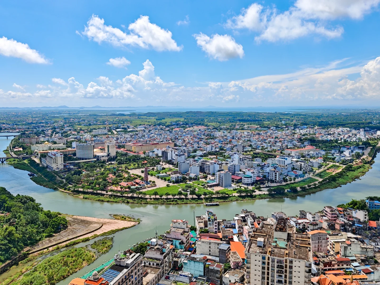 东兴｜🇨🇳沿边沿海，一眼两国🇻🇳