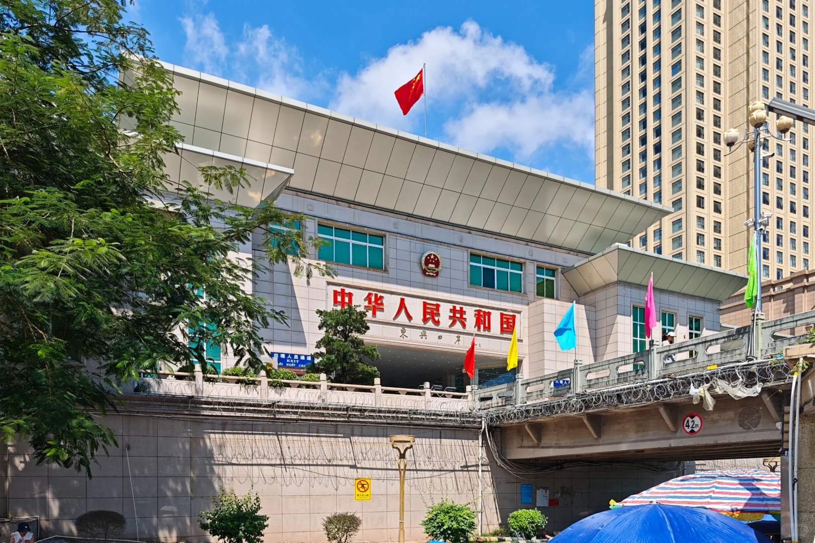 东兴｜🇨🇳沿边沿海，一眼两国🇻🇳