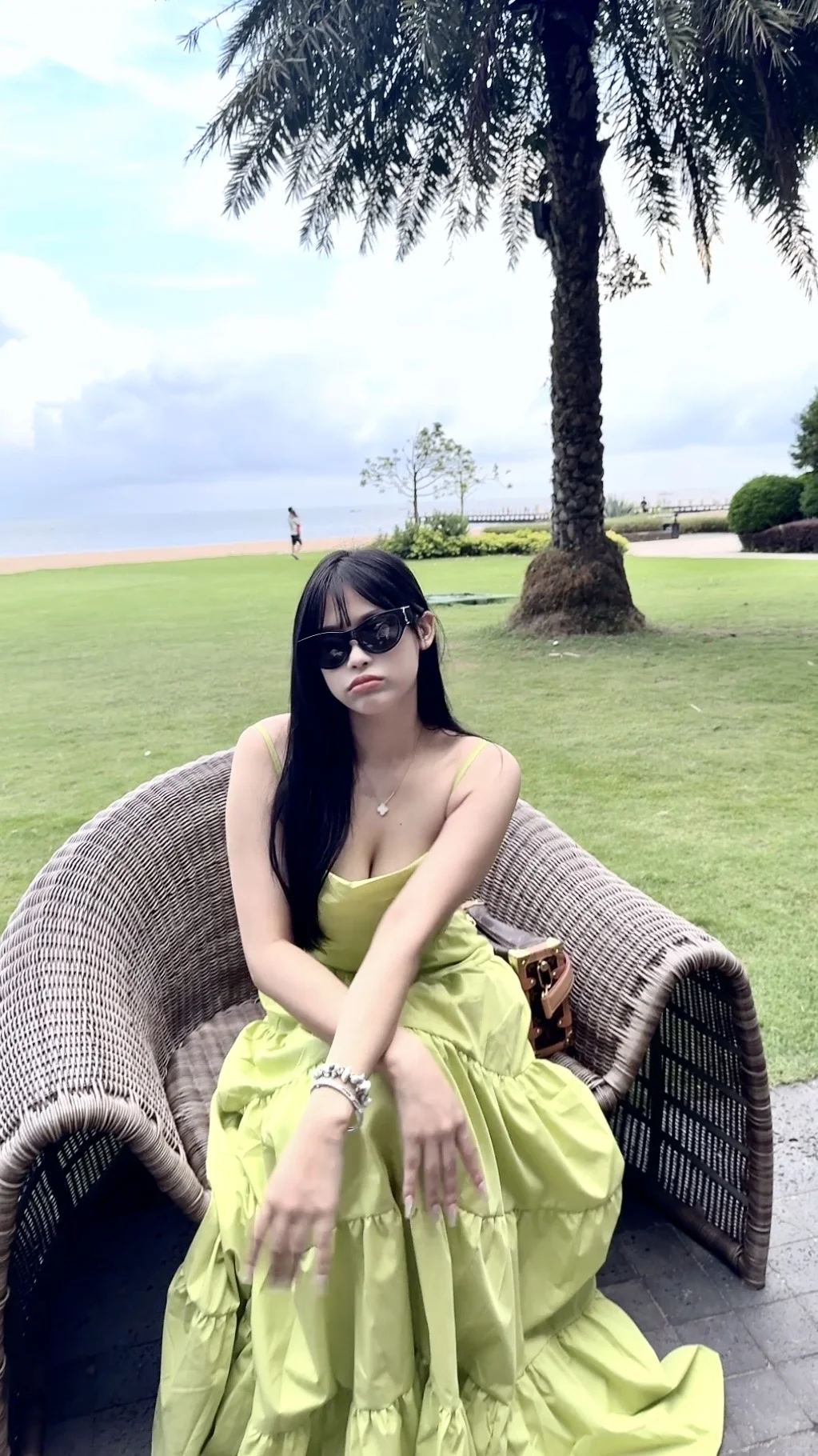 来防城港的朋友嘴真严啊……