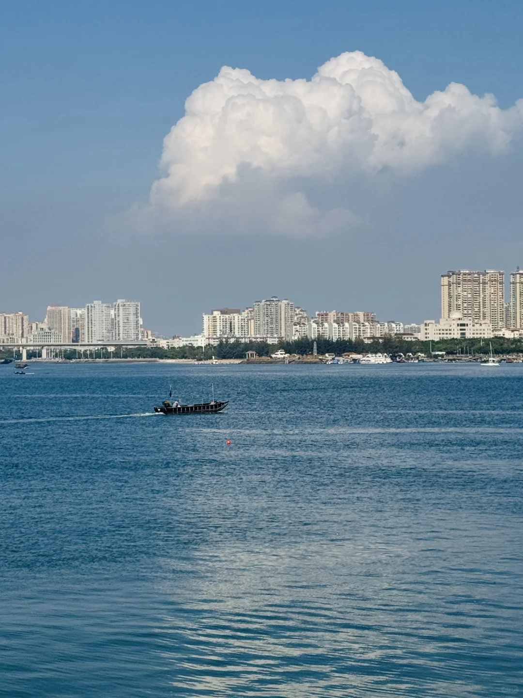 这不是济州岛！是防城港！一家新开的海边cafe
