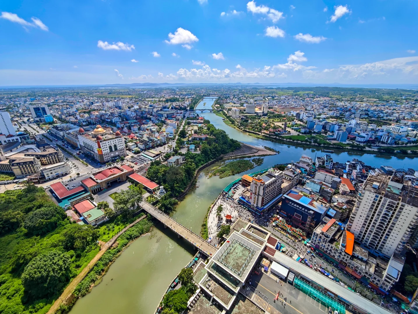 东兴｜🇨🇳沿边沿海，一眼两国🇻🇳